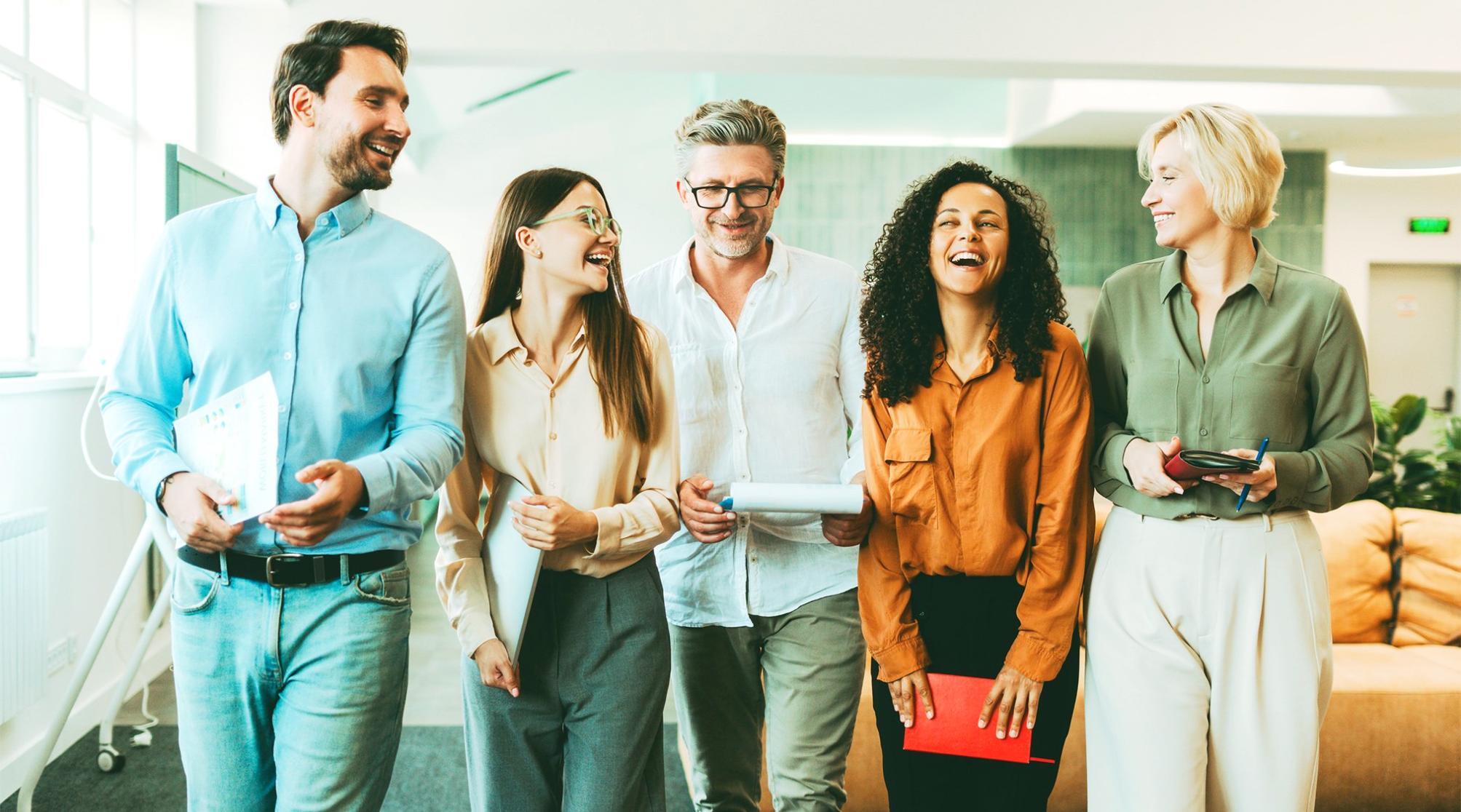 Équipe Vorphidiana au travail sur des analyses de mots-clés